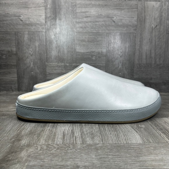 OluKai Other - OluKai Kipe'a Heu Slippers Mens 14 Fog Grey Leather Minimalist Comfort NEW